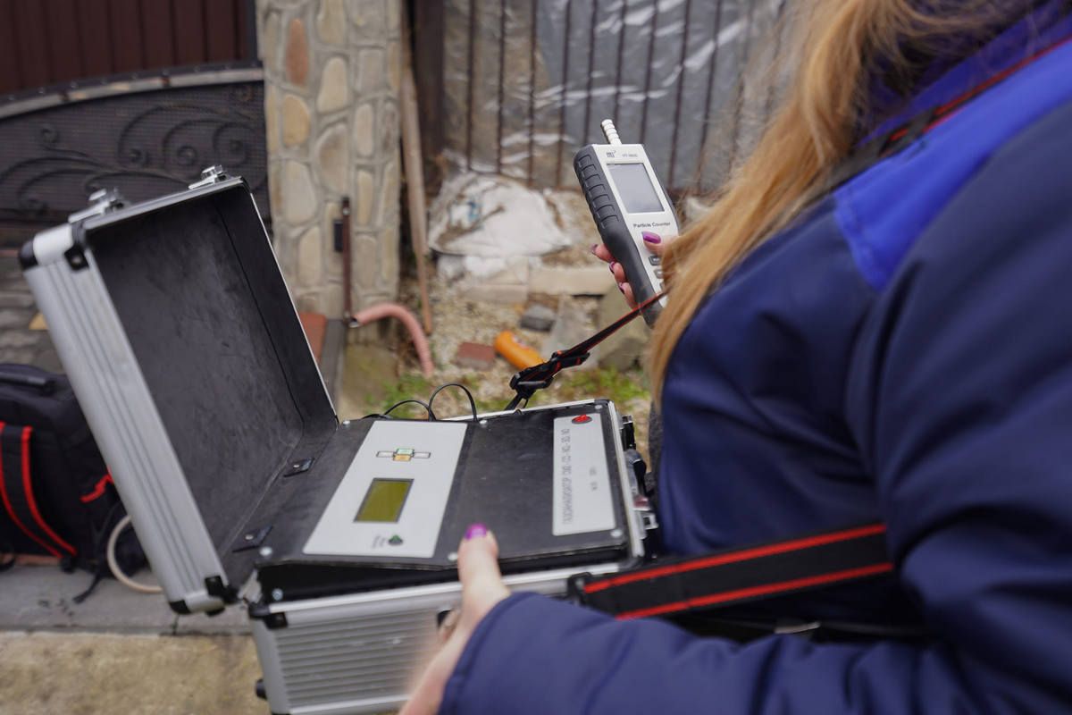 Мер Коломиї запросив лабораторію зі Львова, щоб перевірити воду і повітря біля консервного заводу 4