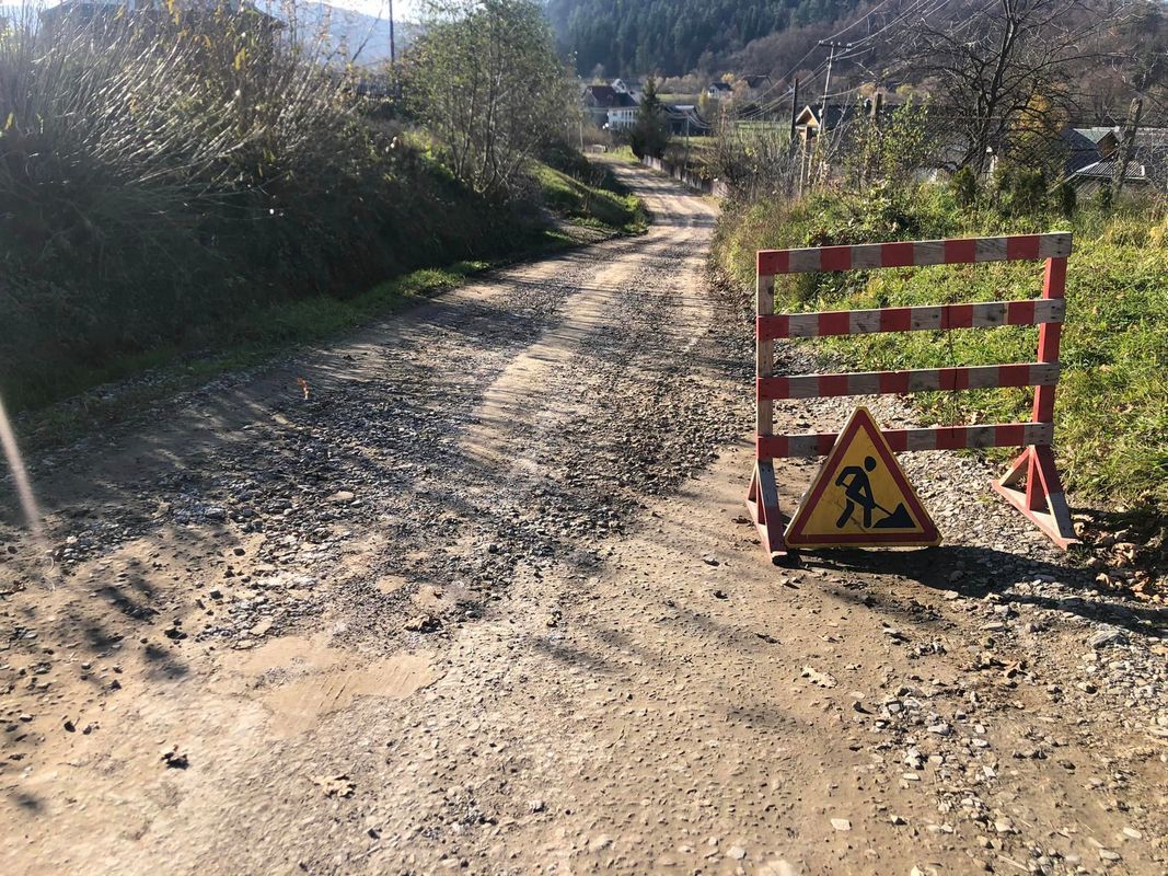 У Делятинській громаді проклали кілька кілометрів асфальту 2