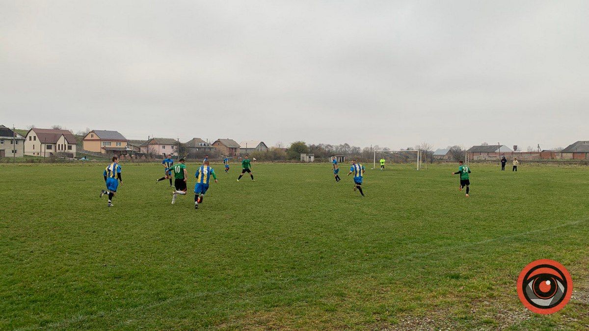 Команда "Вікторія" завершила перше коло перемогою над ФК "Підгайчики" 6