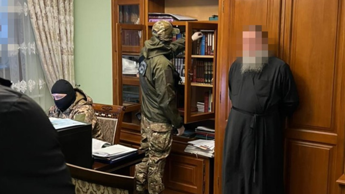 На Буковині СБУ провела обшуки у приміщені УПЦ МП 1