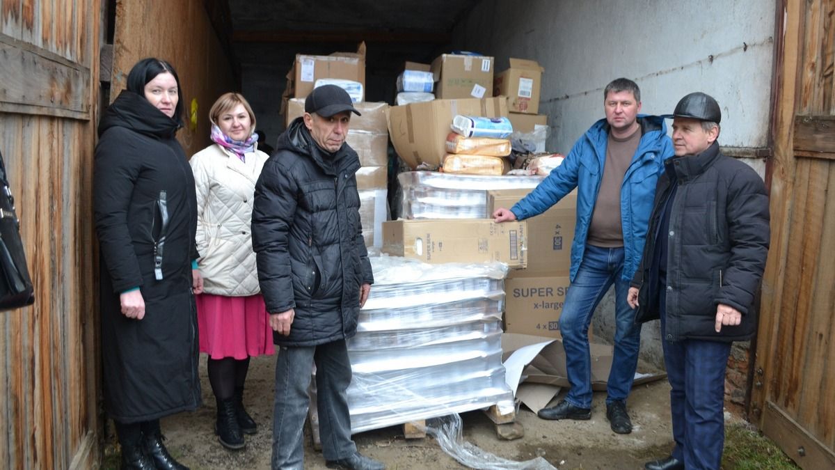 Переселенці Верховинщини можуть отримати продукти, побутову хімію й теплі речі