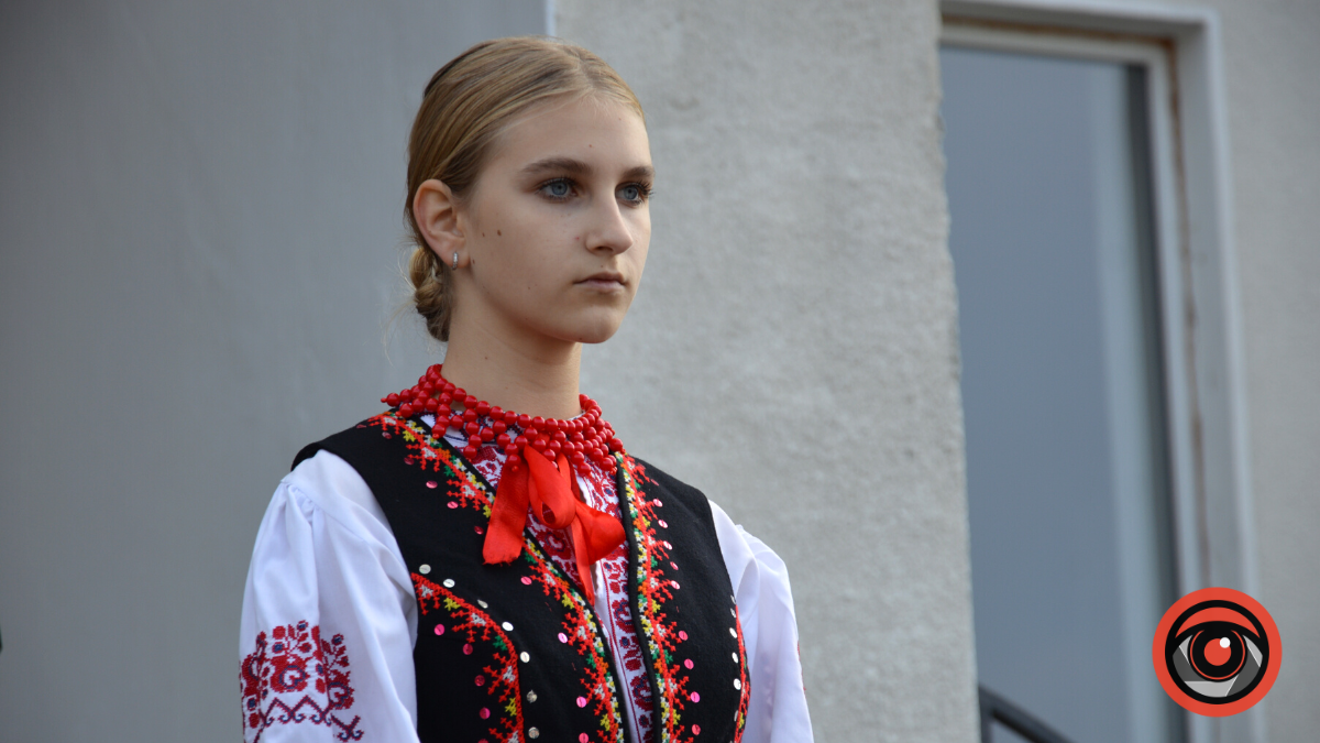 У Нижньовербізькому ліцеї відкрили меморіальну дошку Герою України Олександру Кукурбі 15