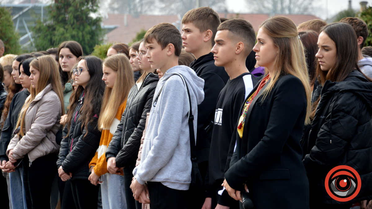 У Нижньовербізькому ліцеї відкрили меморіальну дошку Герою України Олександру Кукурбі 6