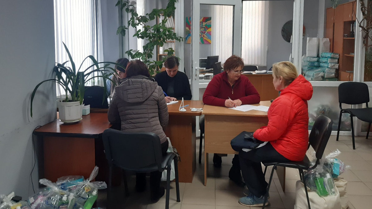 Коломийська громада отримала 1000 наборів для ВПО 3