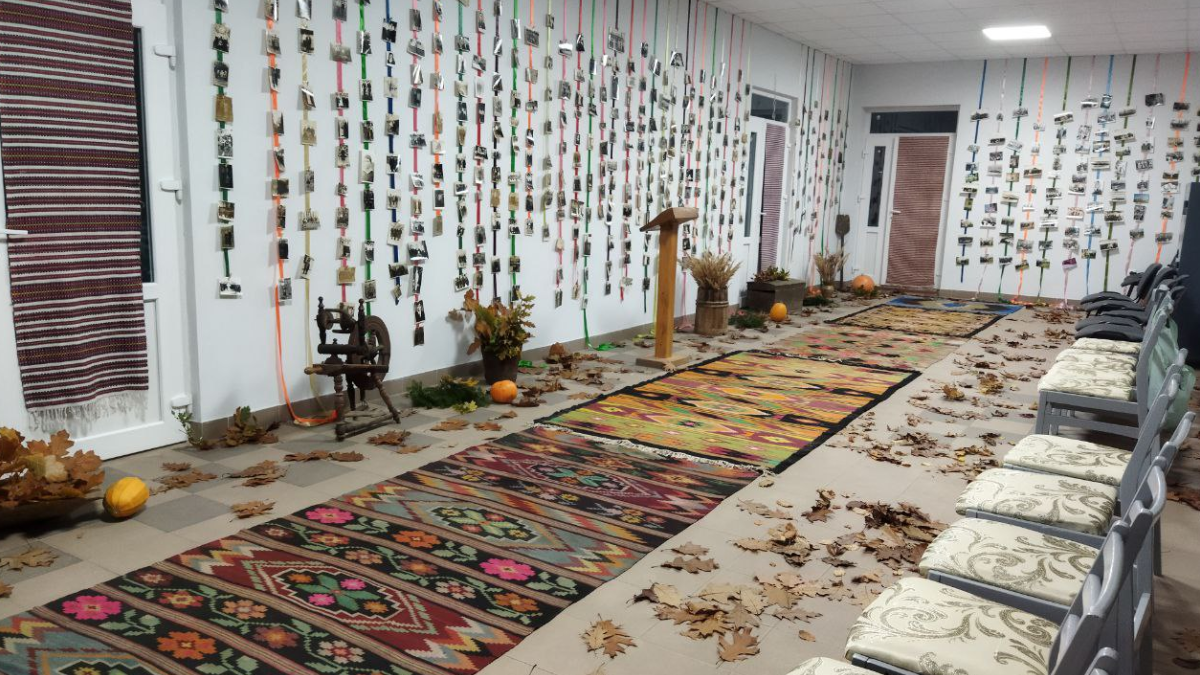 У Саджавці відбулося відкриття виставки "Стара світлина розповідає" 7