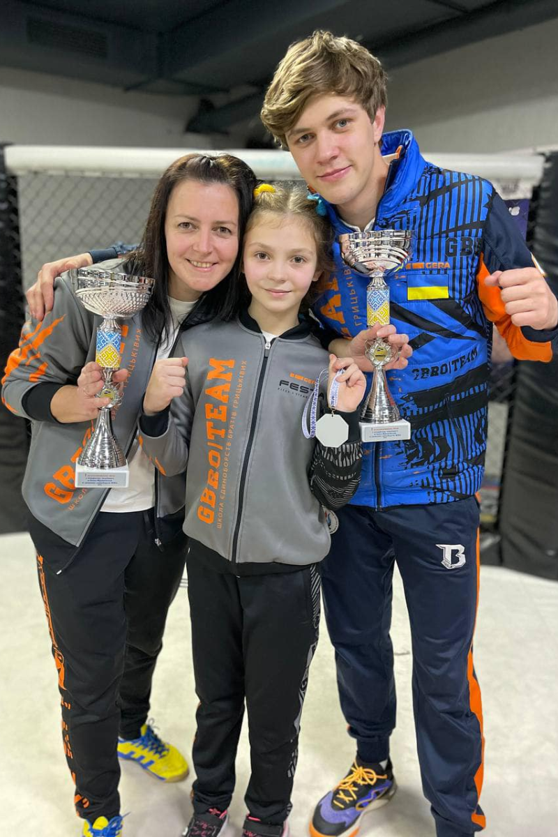 Коломийські спортсмени отримали призові місця на чемпіонаті області з ММА 3