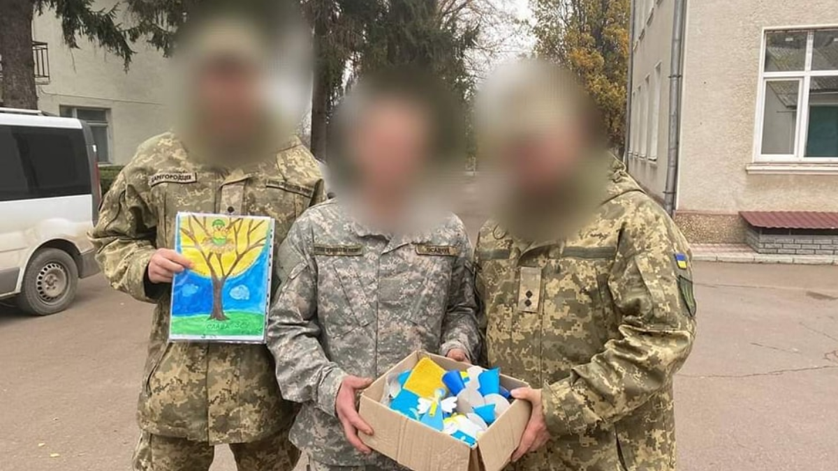 У Городенці провели акцію "Оберіг для захисника" 11