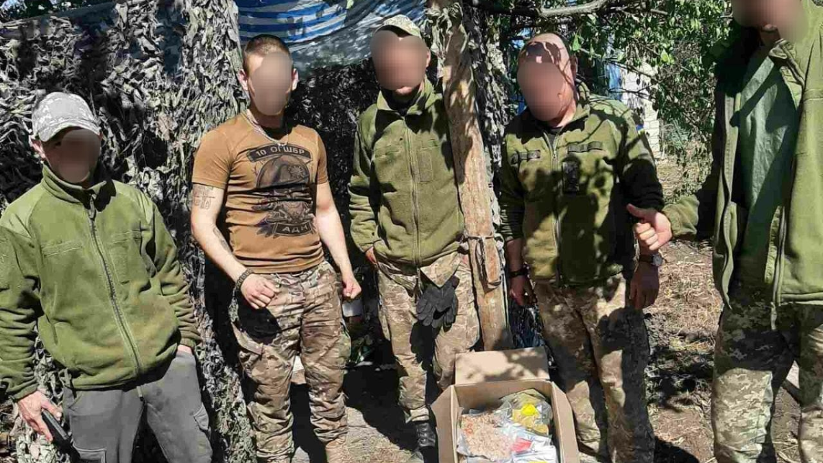 Небайдужі зібрали майже 20 тисяч гривень, щоб нагодувати 1000 солдат