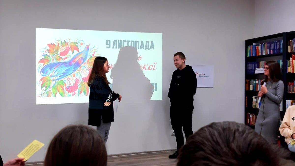 У бібліотеці юнацтва провели тренінг "Антисуржик" 3
