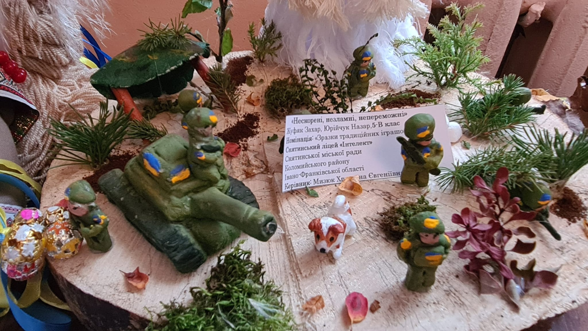 У Снятині відбувся щорічний конкурс іграшок-сувенірів 2