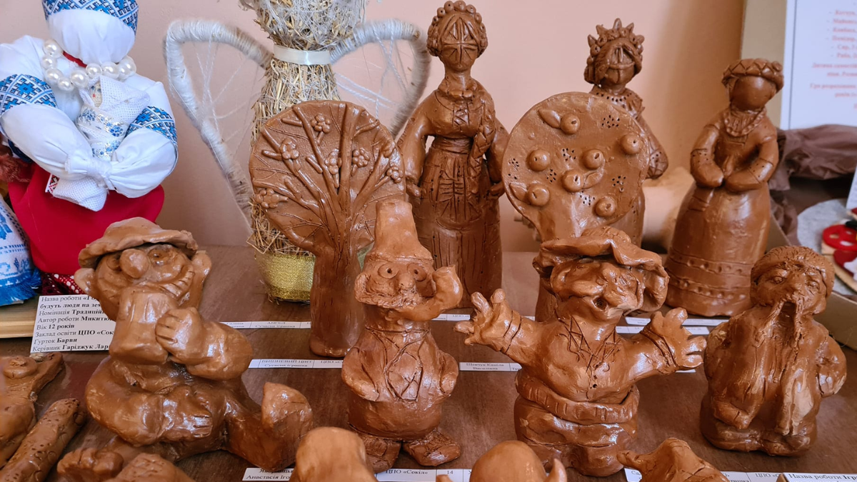 У Снятині відбувся щорічний конкурс іграшок-сувенірів