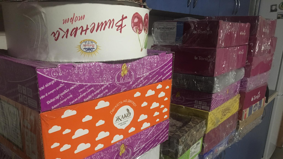 З Коломийщини передали смаколики для захисників 3