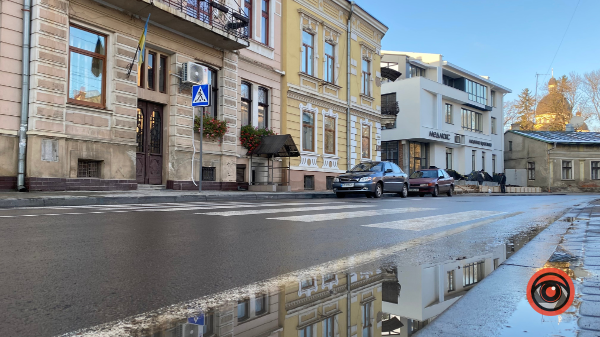 У Коломиї на вулиці Тараса Шевченка облаштували новий пішохідний перехід 3