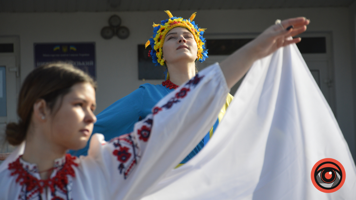 У Нижньовербізькому ліцеї відкрили меморіальну дошку Герою України Олександру Кукурбі 11