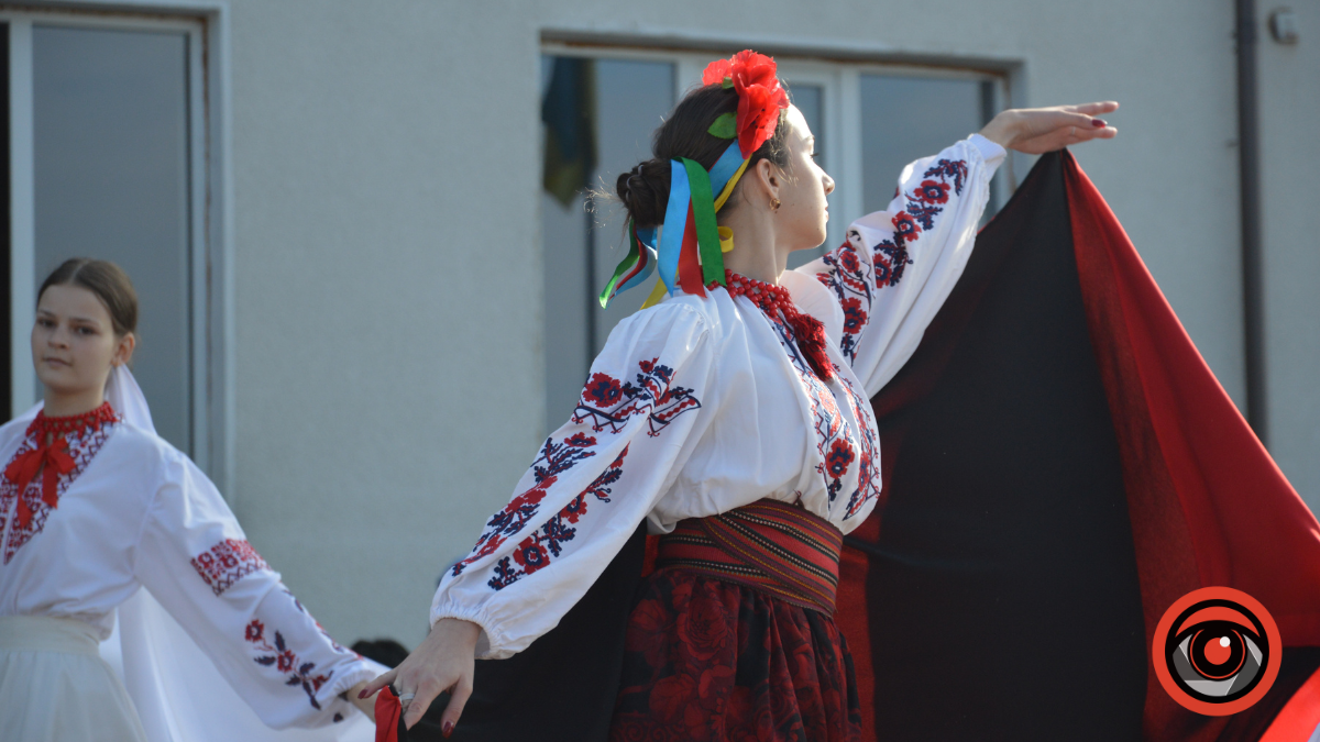 У Нижньовербізькому ліцеї відкрили меморіальну дошку Герою України Олександру Кукурбі 14