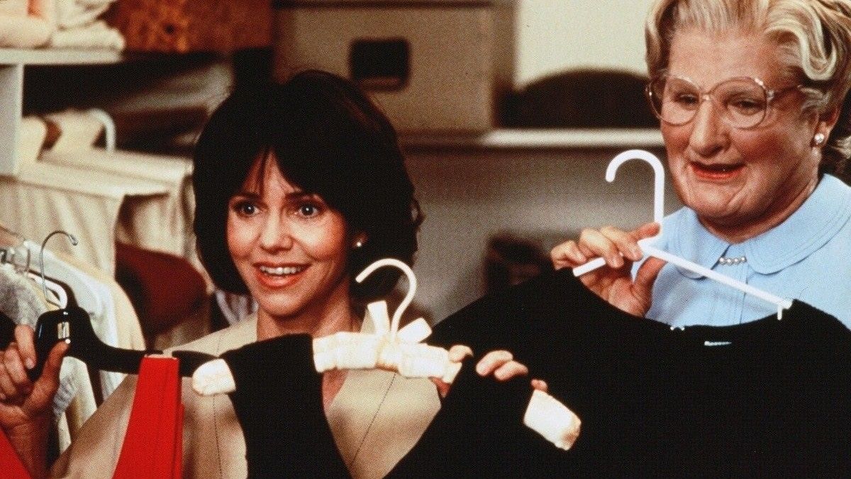 Недільний фільм про сімейні цінності з дотепними жартами | "Місіс Даутфайр" 4