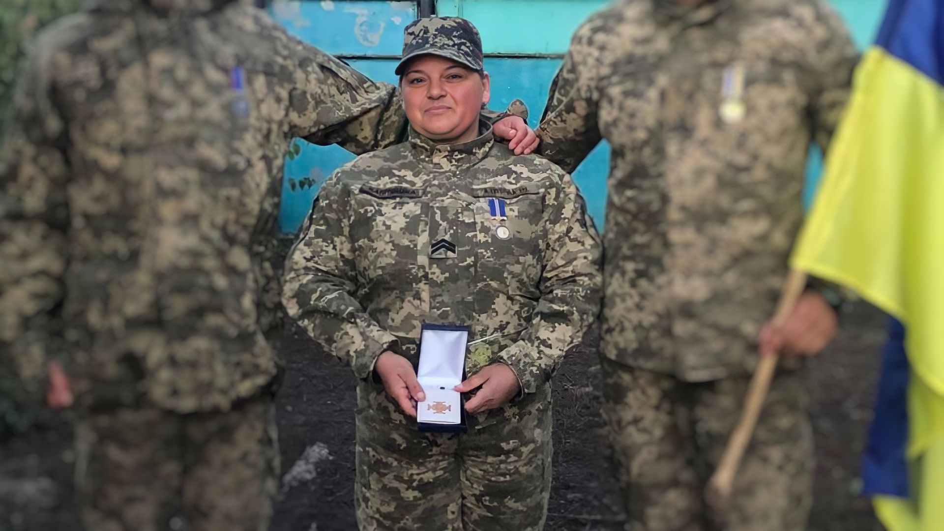 "Мене завжди переслідували думки, що коли я піду на війну, то вона нарешті закінчиться" | Інтерв'ю з військовим медиком 11