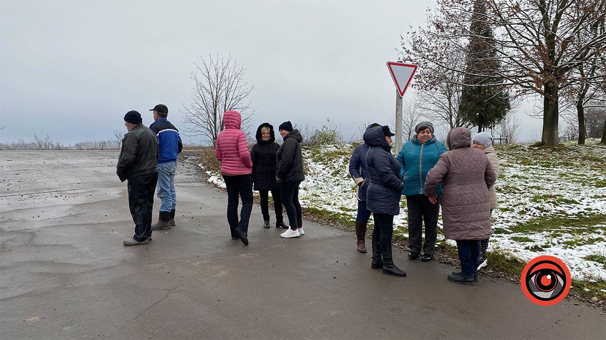 Проклятий виїзд: мешканці села Корнич вимагають від влади дій 4