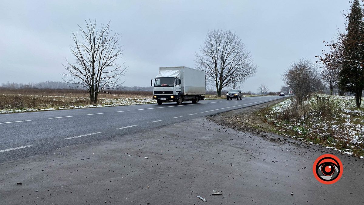 Проклятий виїзд: мешканці села Корнич вимагають від влади дій 5