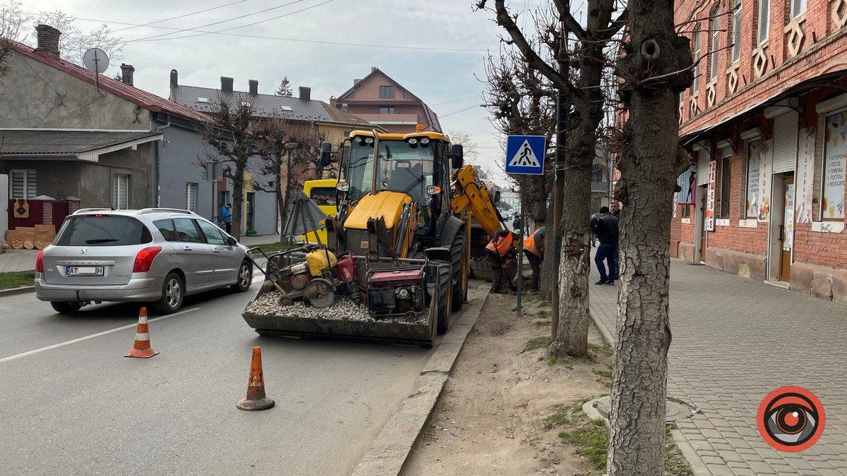 На Січових Стрільців доробляють пішохідний перехід: рух ускладнений 1