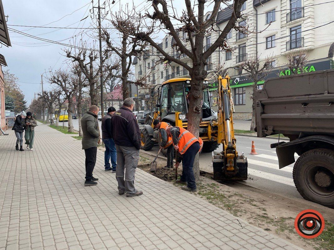 На вулиці Січових Стрільців таки доробили пішохідний перехід 2