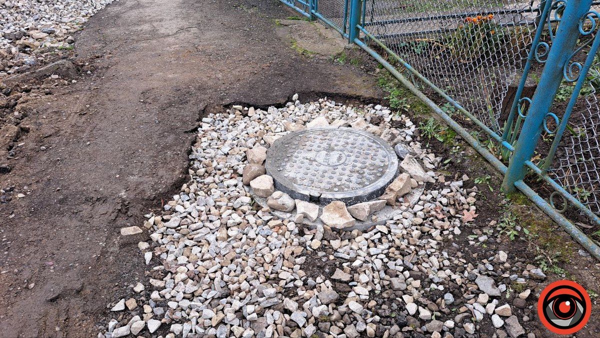 Достукались: найгірший шмат вул. Довбуша в Коломиї взялися ремонтувати 5