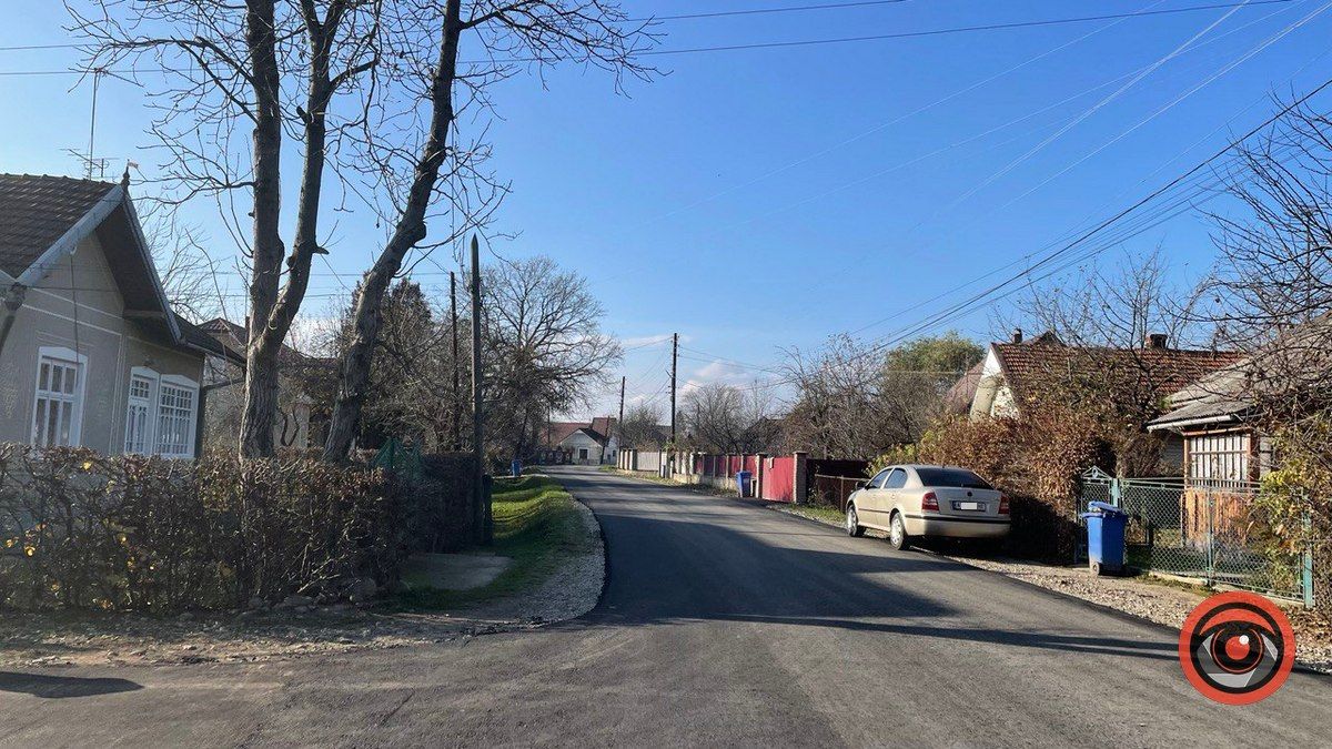 Тепер на вул. Кропивницького замість ям - свіжий асфальт 4