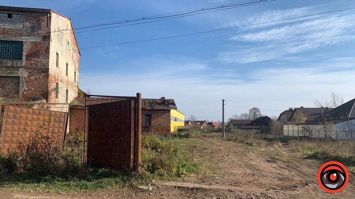 Що смердить: депутати і активісти розбиралися, що трапилось на консервному заводі у Коломиї 2