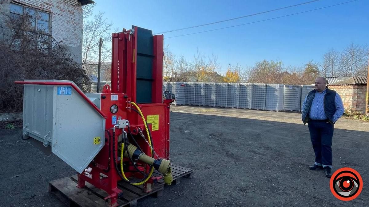 Що смердить: депутати і активісти розбиралися, що трапилось на консервному заводі у Коломиї 3