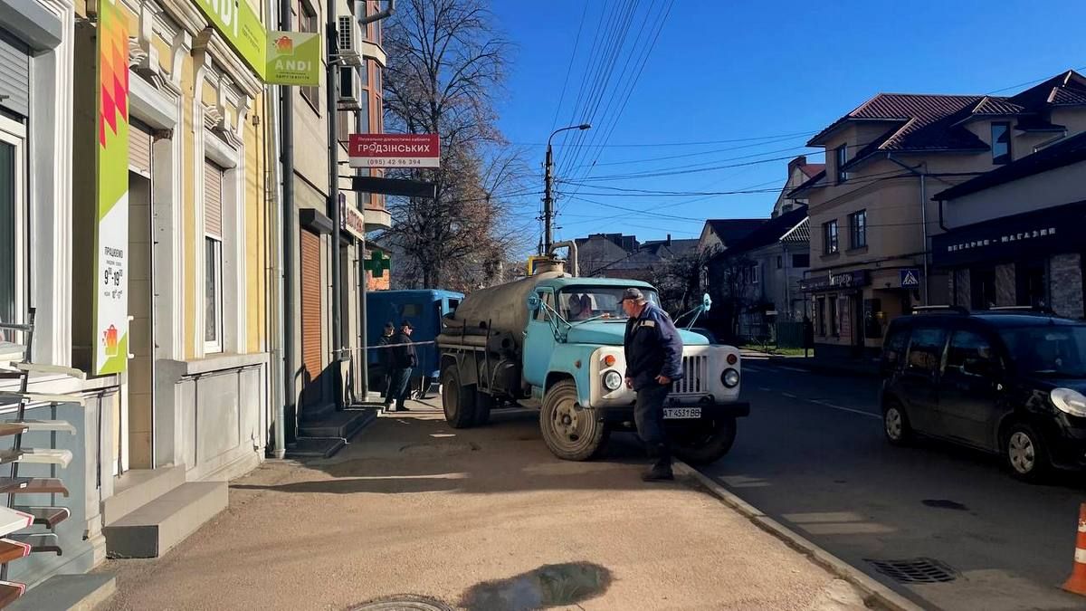 На вулиці Мазепи працюють комунальники | що сталося? 2