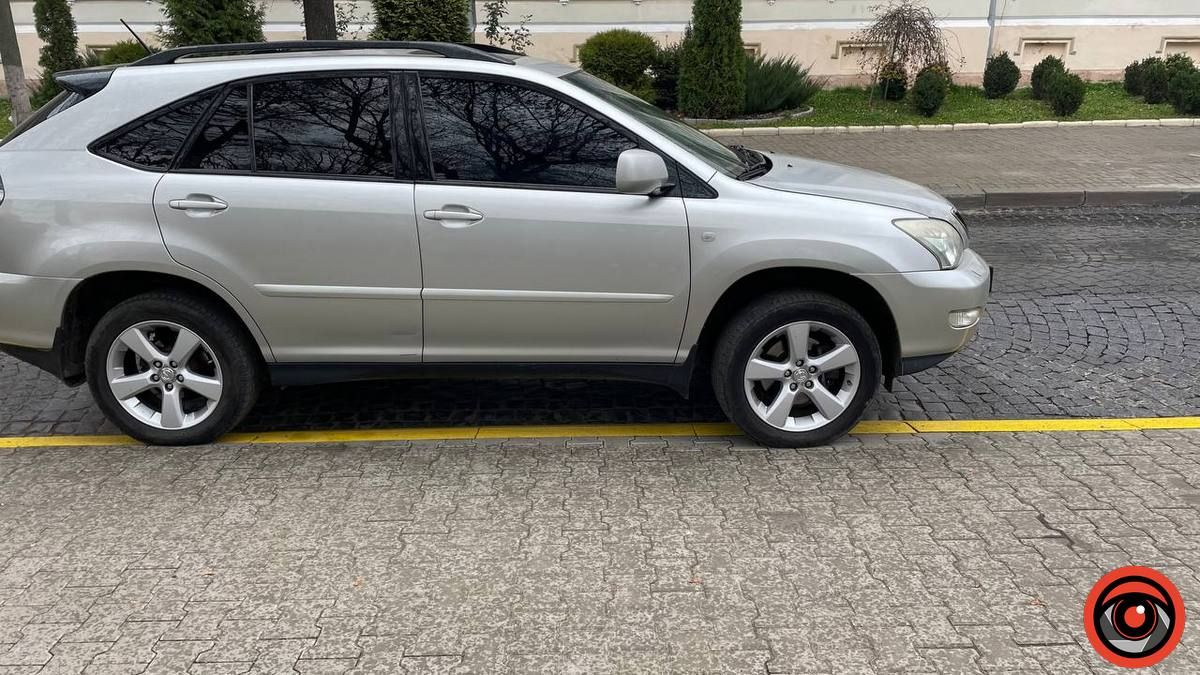 Коломияни проти системи: два порушення на одному пляці 2