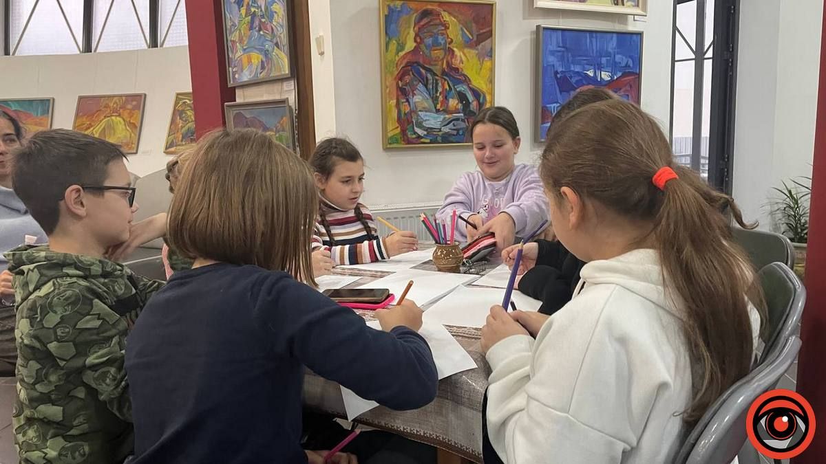 У Коломиї презентували дитячу книгу про війну - "Мої вимушені канікули" 2