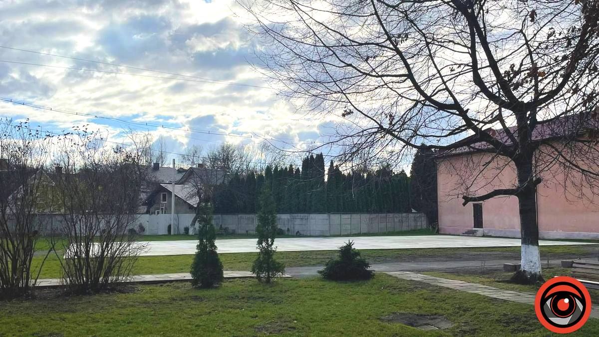 У Коломиї готуються облаштувати спортивний майданчик біля школи №10 1