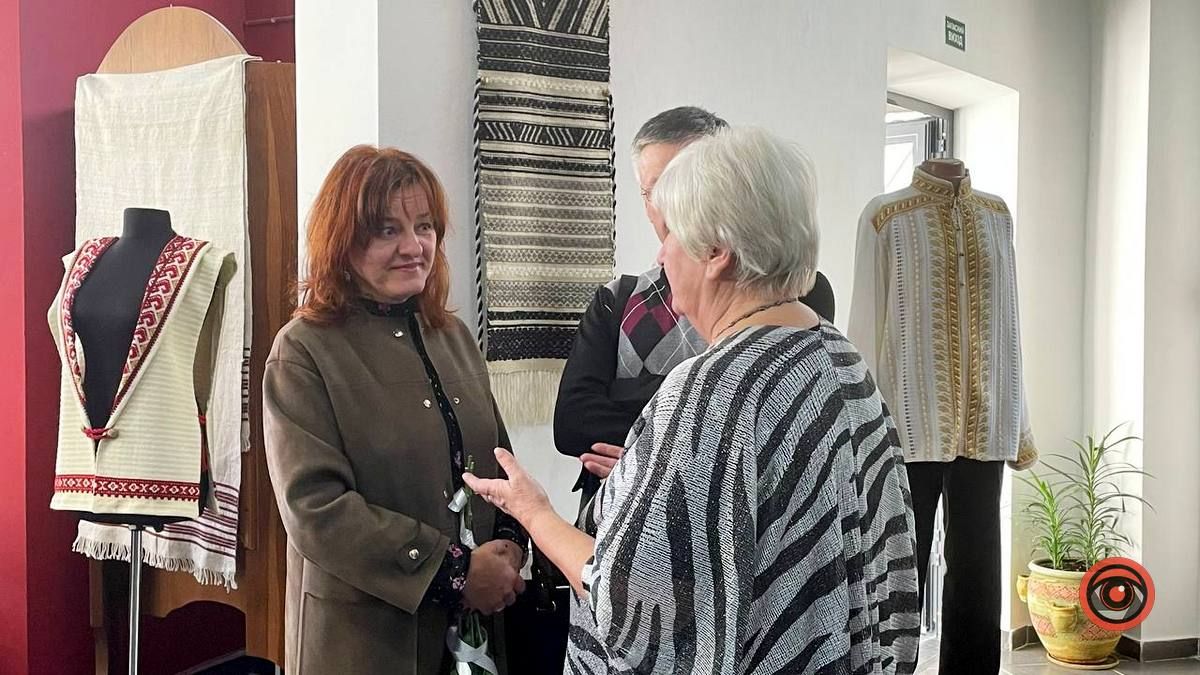 У Коломиї відбулось відкриття виставки "Чотири стихії" 9