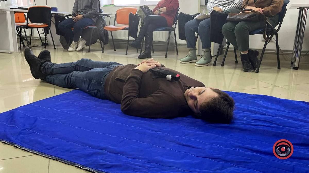 Як надати першу домедичну допомогу? | коломияни здобували практичні навички 9