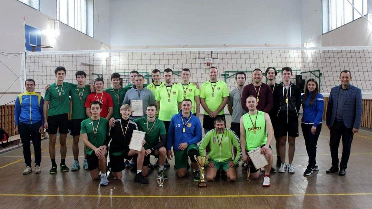 Поєднали приємне з корисним: у Печеніжині зібрали понад 6 тис грн для ЗСУ 6