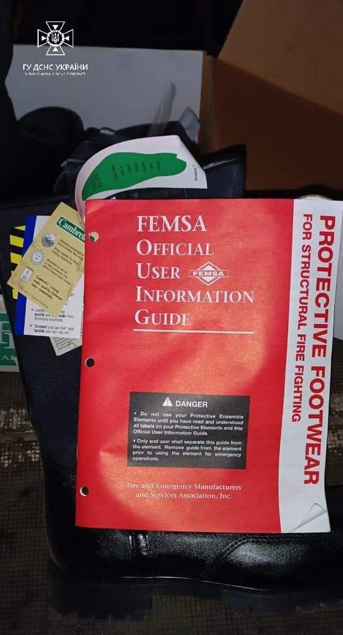 Прикарпатські рятувальники отримали обладнання та інші подарунки 3