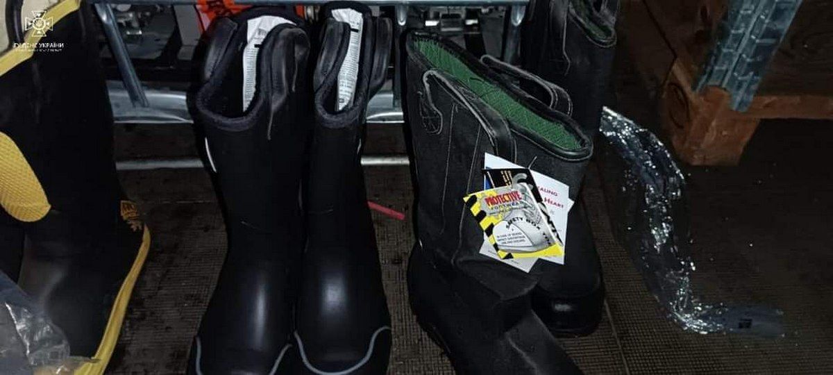 Прикарпатські рятувальники отримали обладнання та інші подарунки 2