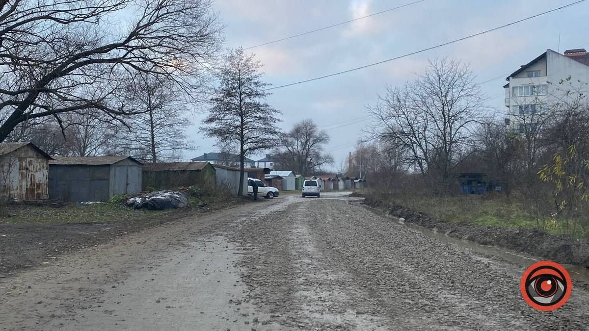 Як защебенили найгіршу ділянку дороги по вул. Хмельницького 4