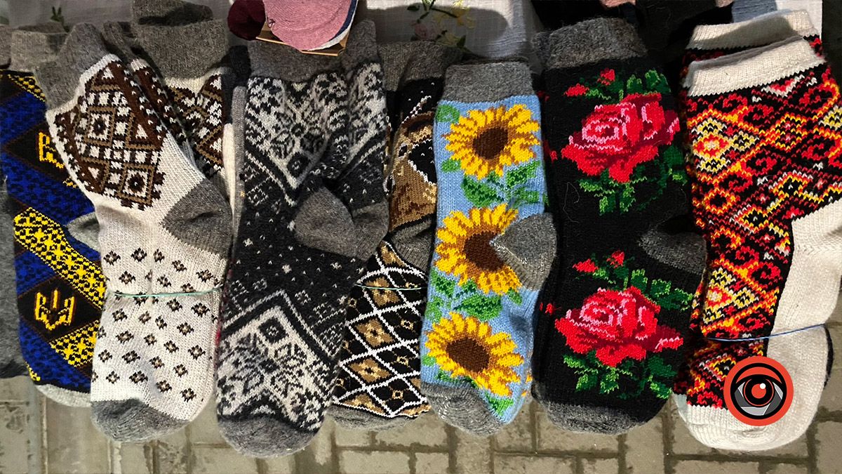 Як працює базар "Вишиванка" у Коломиї: фоторепортаж 16