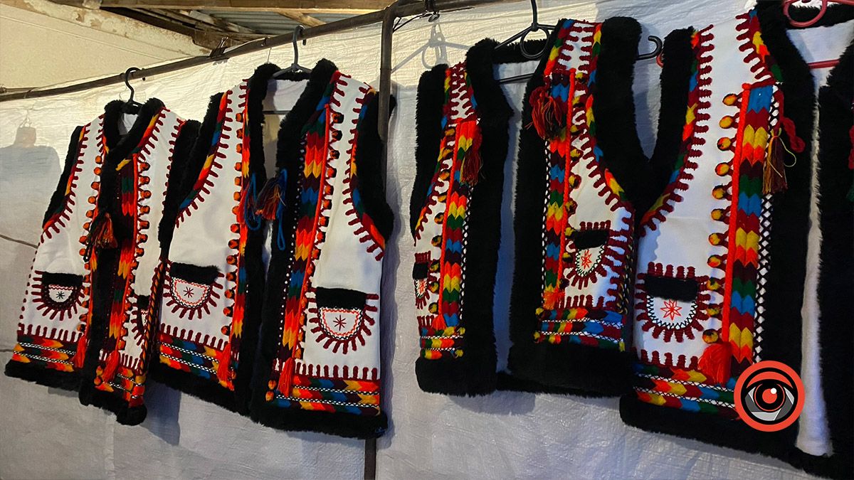 Як працює базар "Вишиванка" у Коломиї: фоторепортаж 14