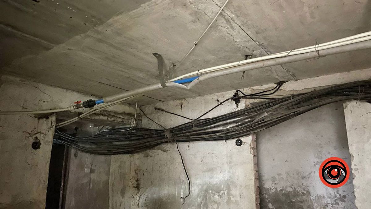 Як виглядає одне сховище на масиві Леонтовича? 5