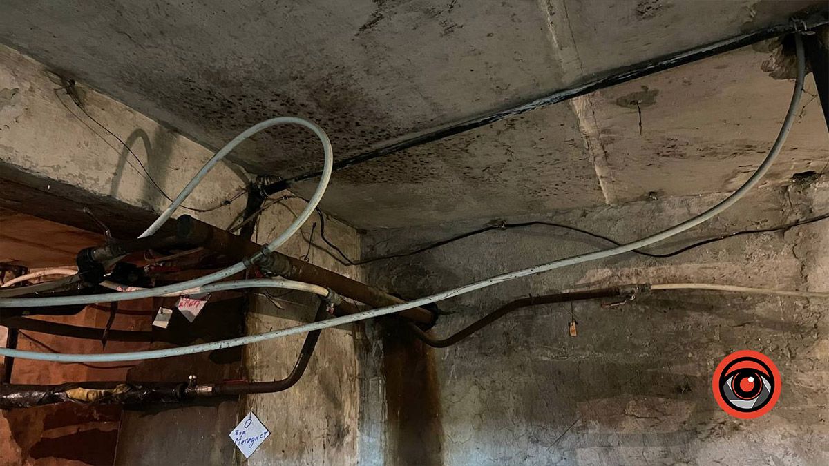 Як виглядає одне сховище на масиві Леонтовича? 10