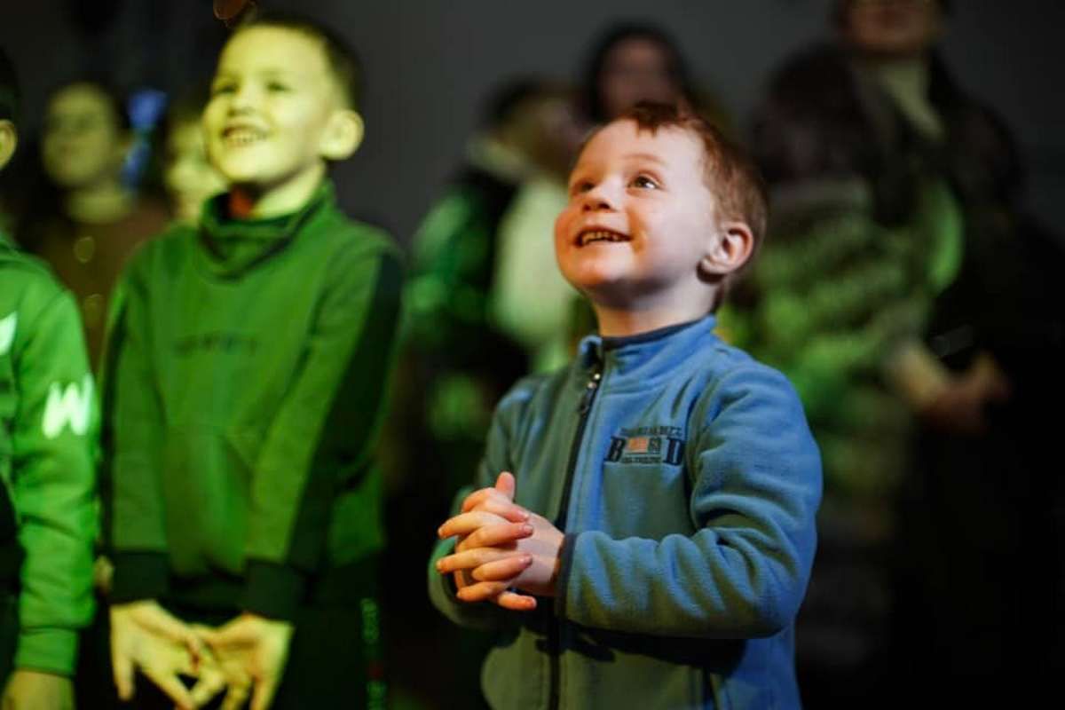 Святий Миколай приймав перших відвідувачів у резиденції в Грушеві 8