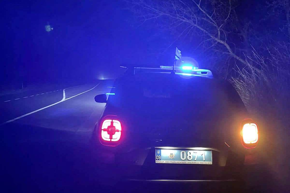 Поліцейський самотужки ліквідував блокування траси у Лісній Слобідці 2