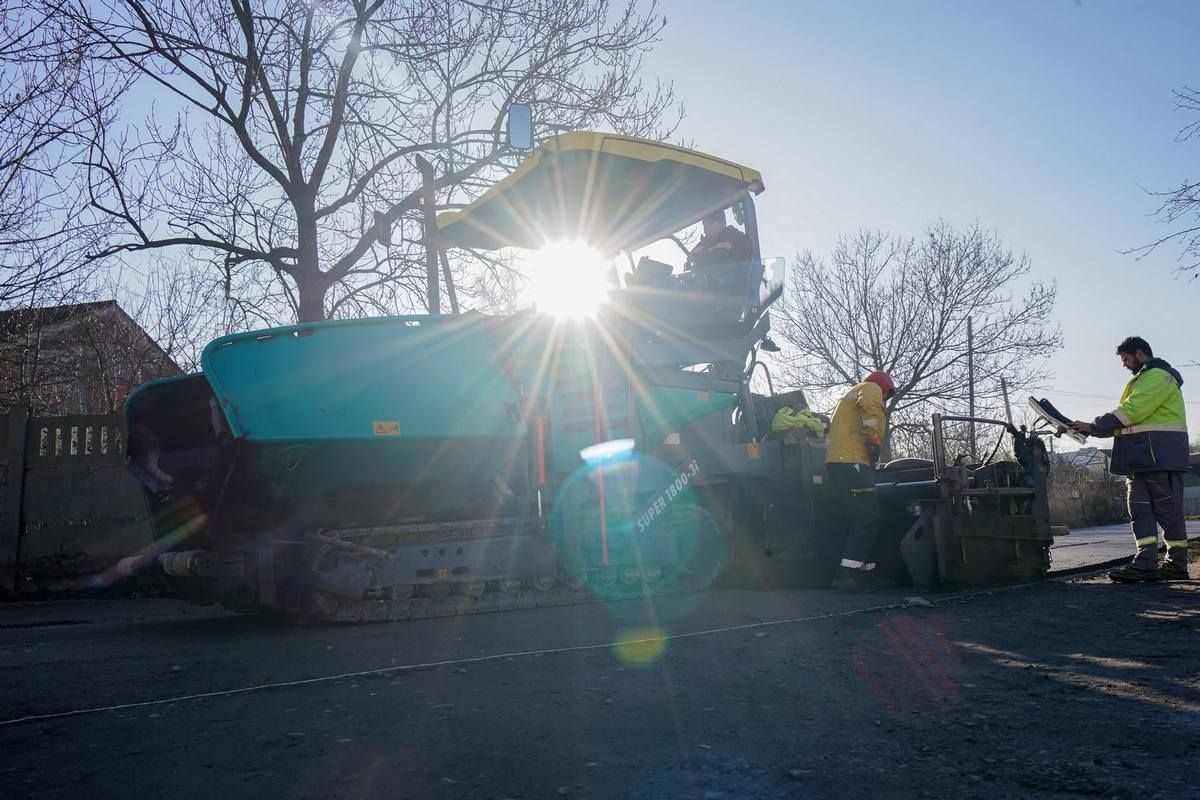 У мікрорайоні Крип'якевича заасфальтували дорогу 8