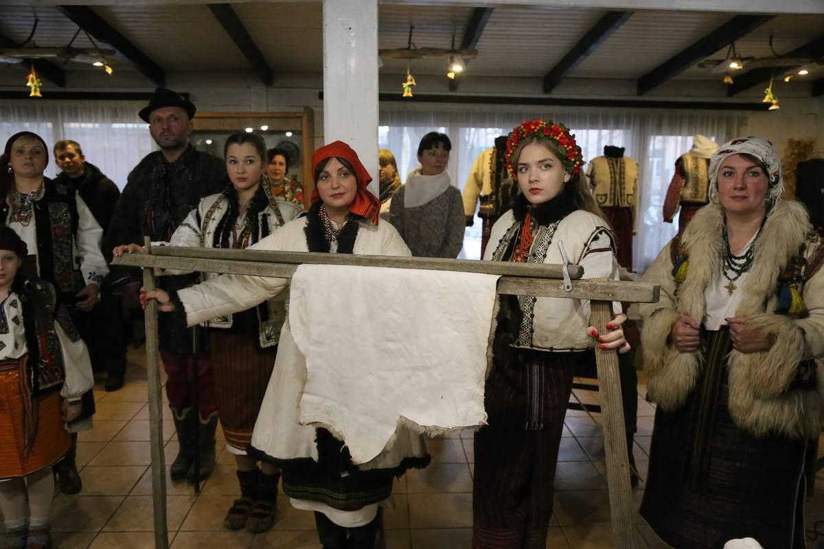 Кушнір Михайло Вінтонюк відкрив виставку в Коломиї: фоторепортаж 2