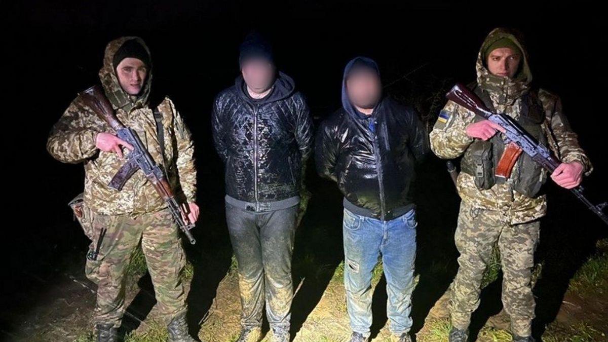 Чоловіки зі Шрі-Ланки та українці намагалися незаконно прорватися через кордон