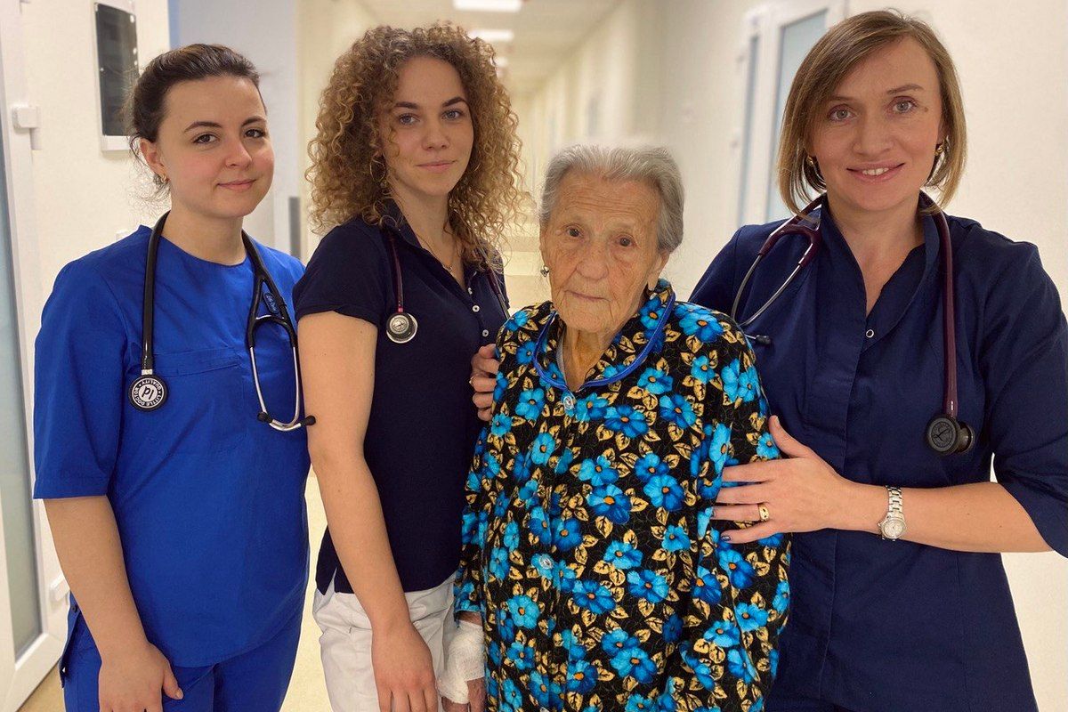 Хоче дожити до перемоги: кардіологи врятували 101 річну прикарпатку 1