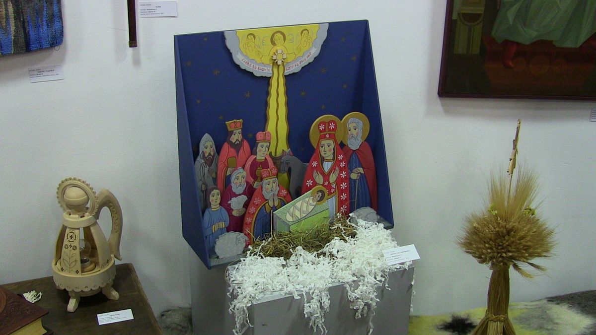 "Різдвяне коло": у Коломиї відбулось відкриття виставки 3
